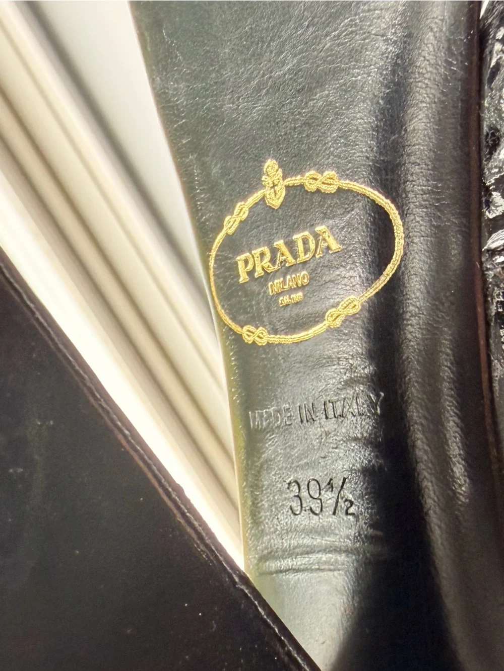 Prada Black Patent Leather Mary Jane Platform Pumps size 39.5 (9.5)